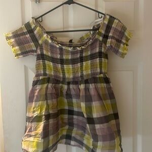 Smocked Torrid top. Size 00